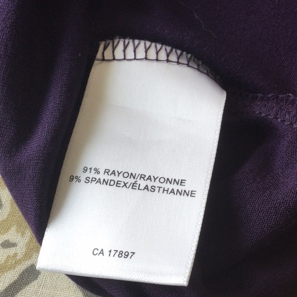 Banana Republic stretch mock neck tee - Picture 7 of 7